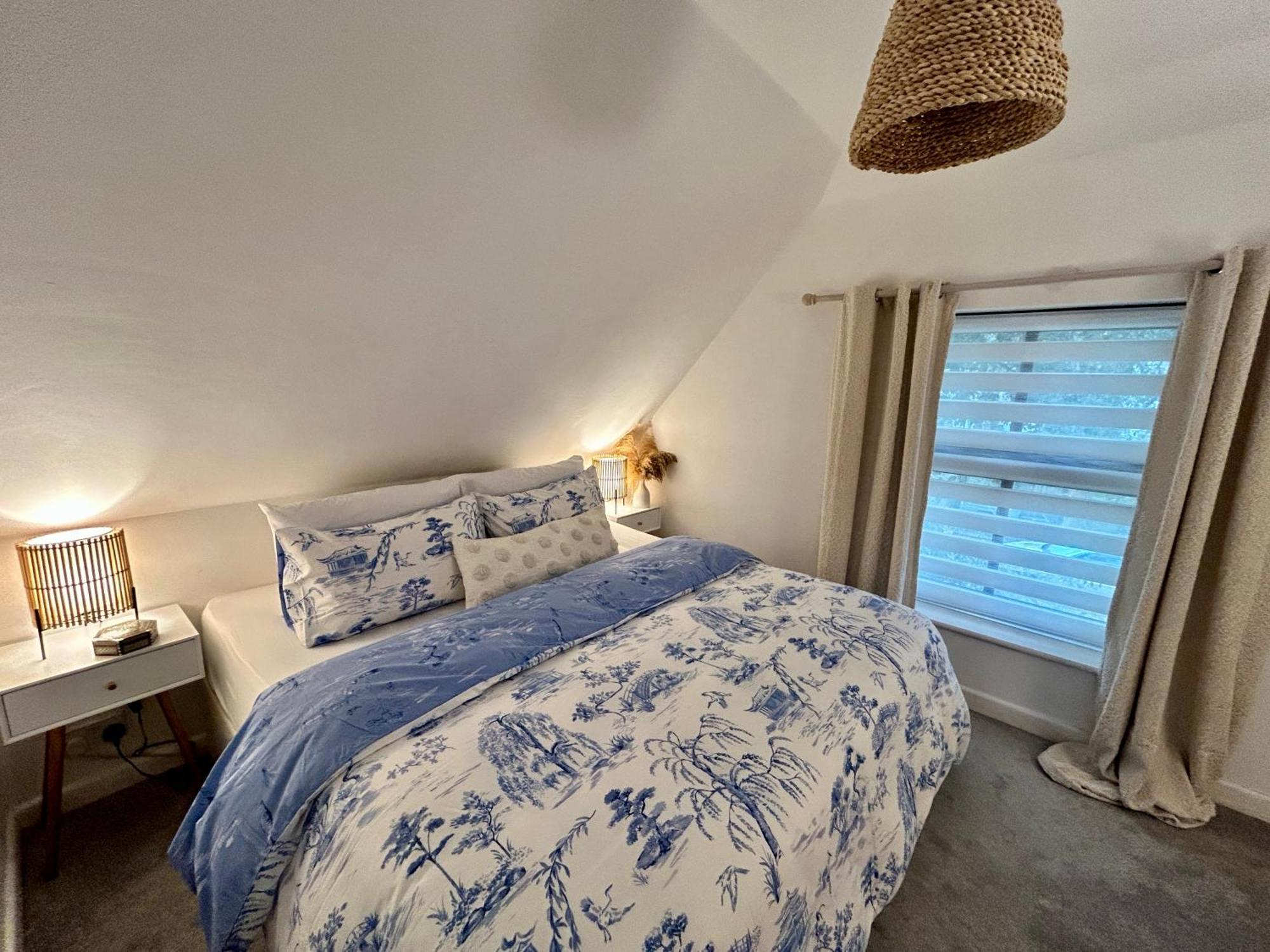 The Coach House - Bournemouth Villa Bagian luar foto